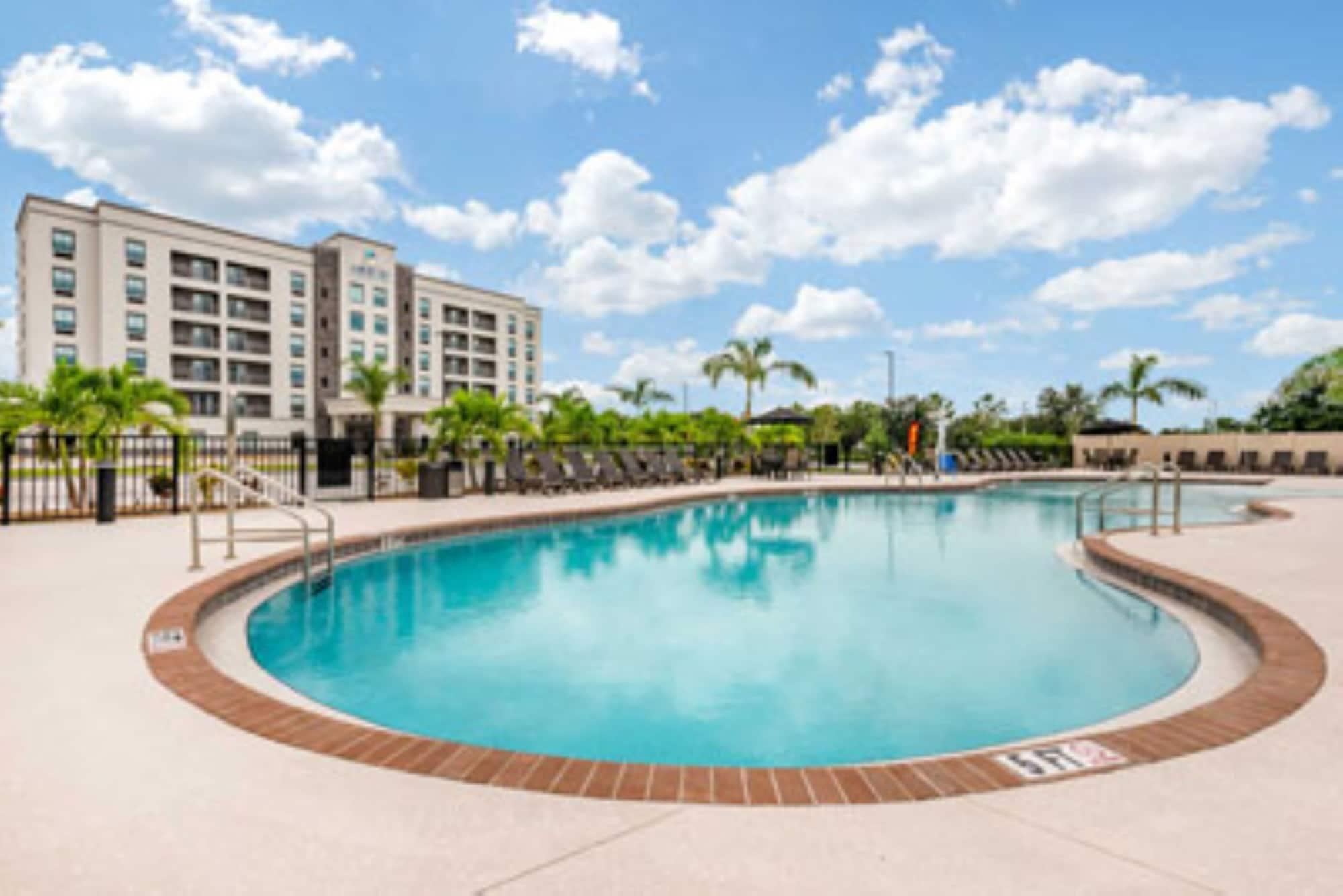 Ameniti Bay - Best Western Signature Collection Fruitville Exteriér fotografie