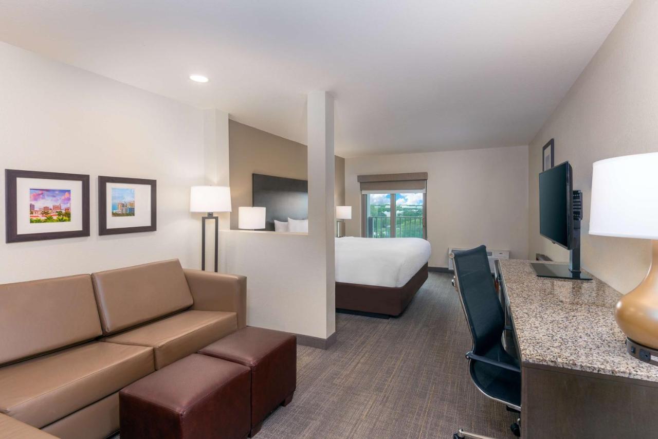 Ameniti Bay - Best Western Signature Collection Fruitville Exteriér fotografie